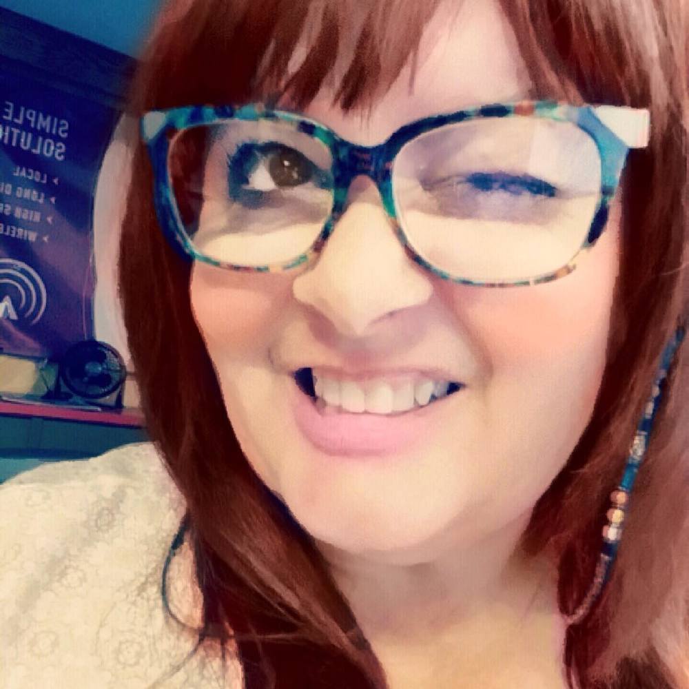 Meet your Posher, Traci